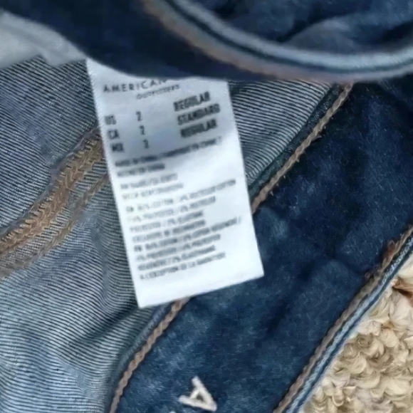 American Eagle High Rise Skinny Jeans - Picture 3 of 3